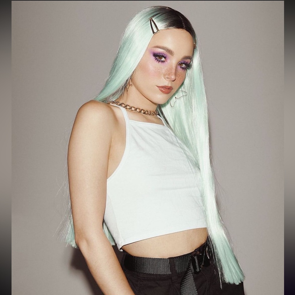 INH Kylie Wig